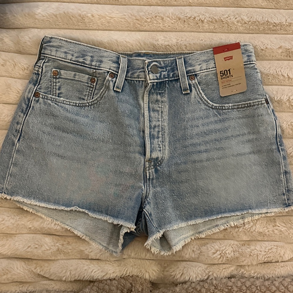 Levi's Women's 501 Button fly Jean Shorts new size 32 denim Levi’s shorts new